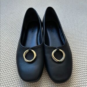 New Vince Didi Black Leather ballet flats